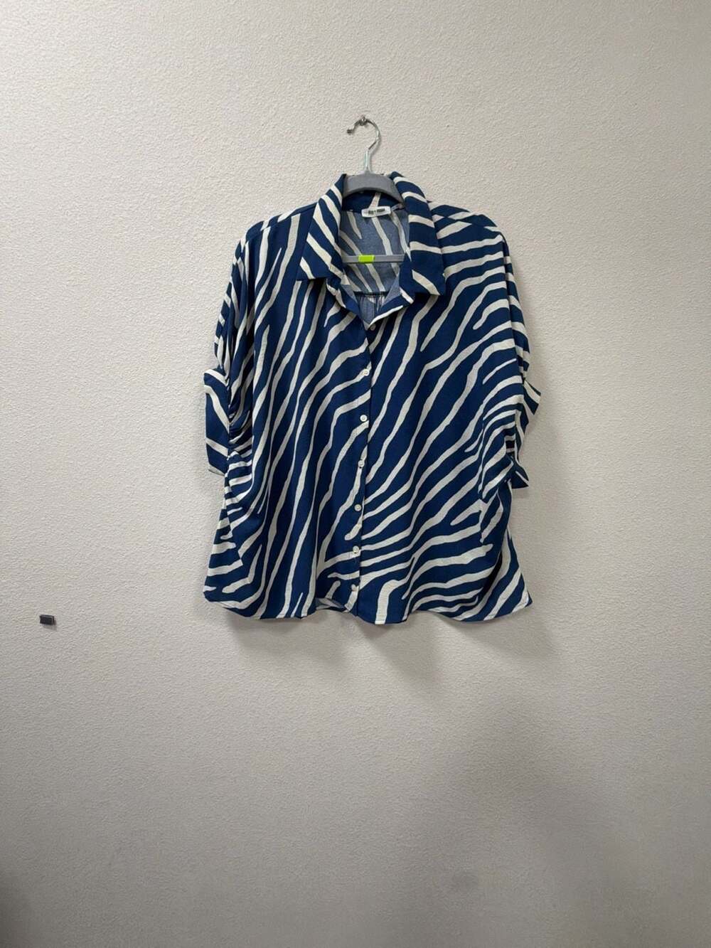 day + moon Button-Up Shirt Size M Blue Zebra Print